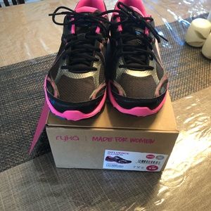 Ryka influence cross trainers